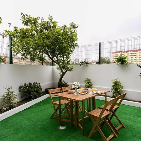 Lisbon's Eden_guest House בית הארחה ליסבון